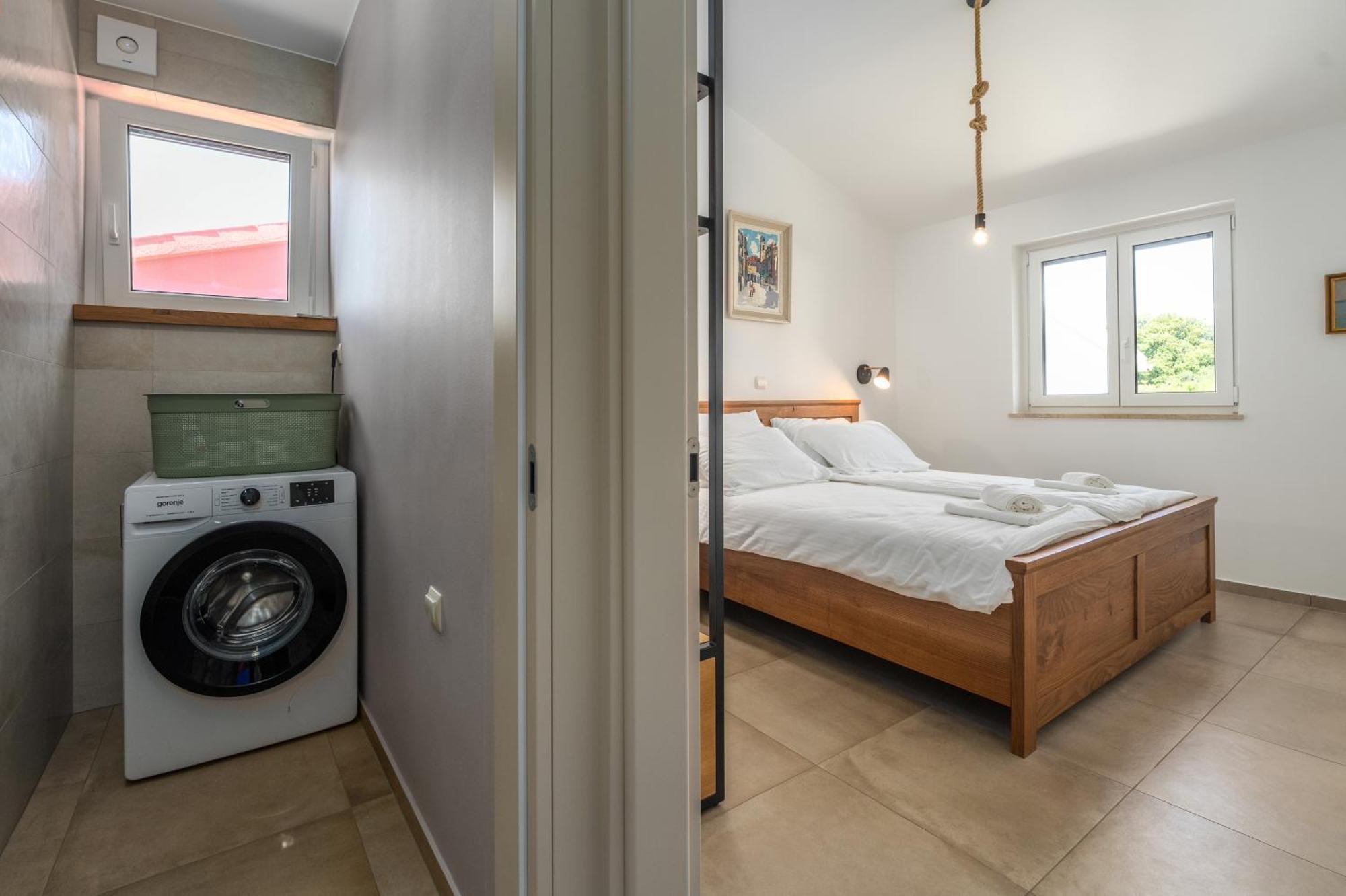 Luxury Apartments Villa San Avia 班约勒 外观 照片