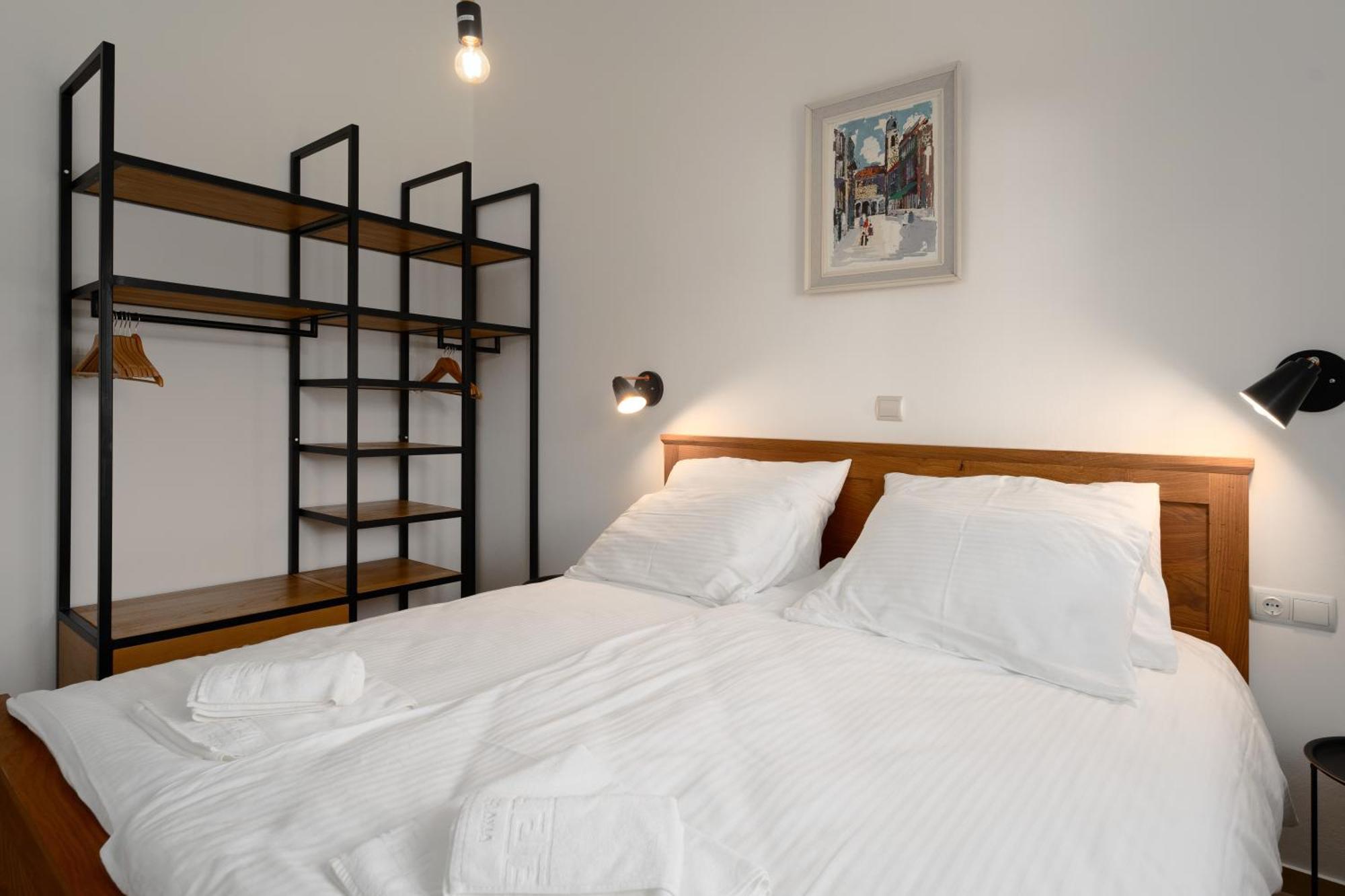Luxury Apartments Villa San Avia 班约勒 外观 照片